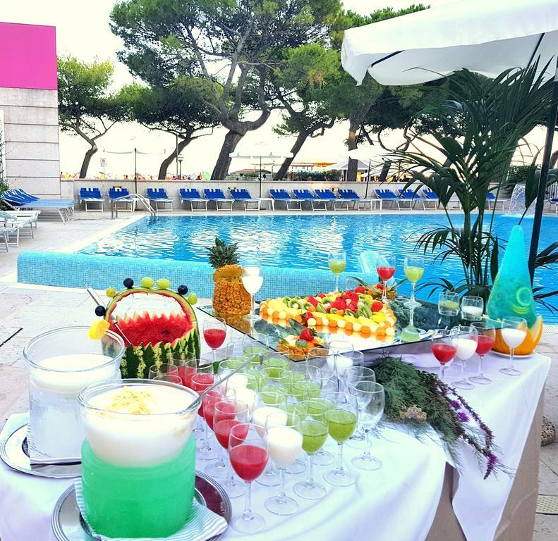 Hotel Bristol Lignano Sabbiadoro Exterior photo